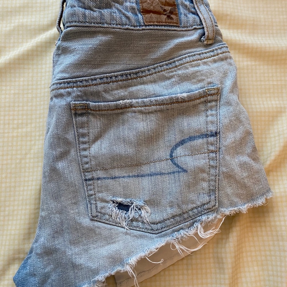 American Eagle shorts!